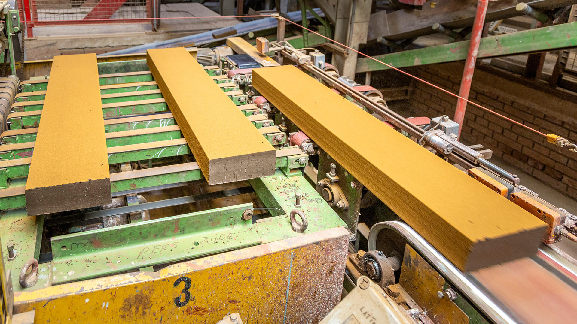 Strengpers Gevelstenen Productieproces